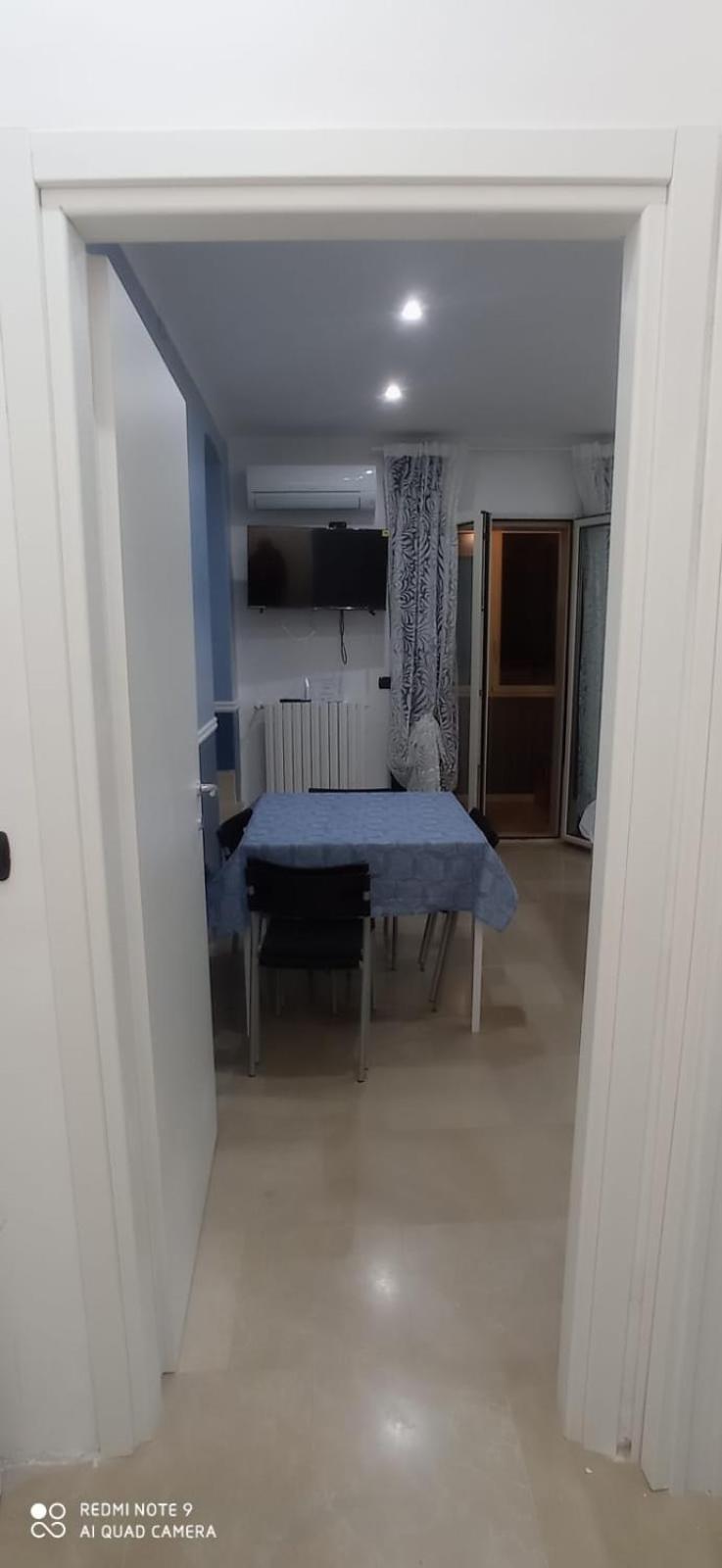 Sea Stone House Apartment Бари Экстерьер фото